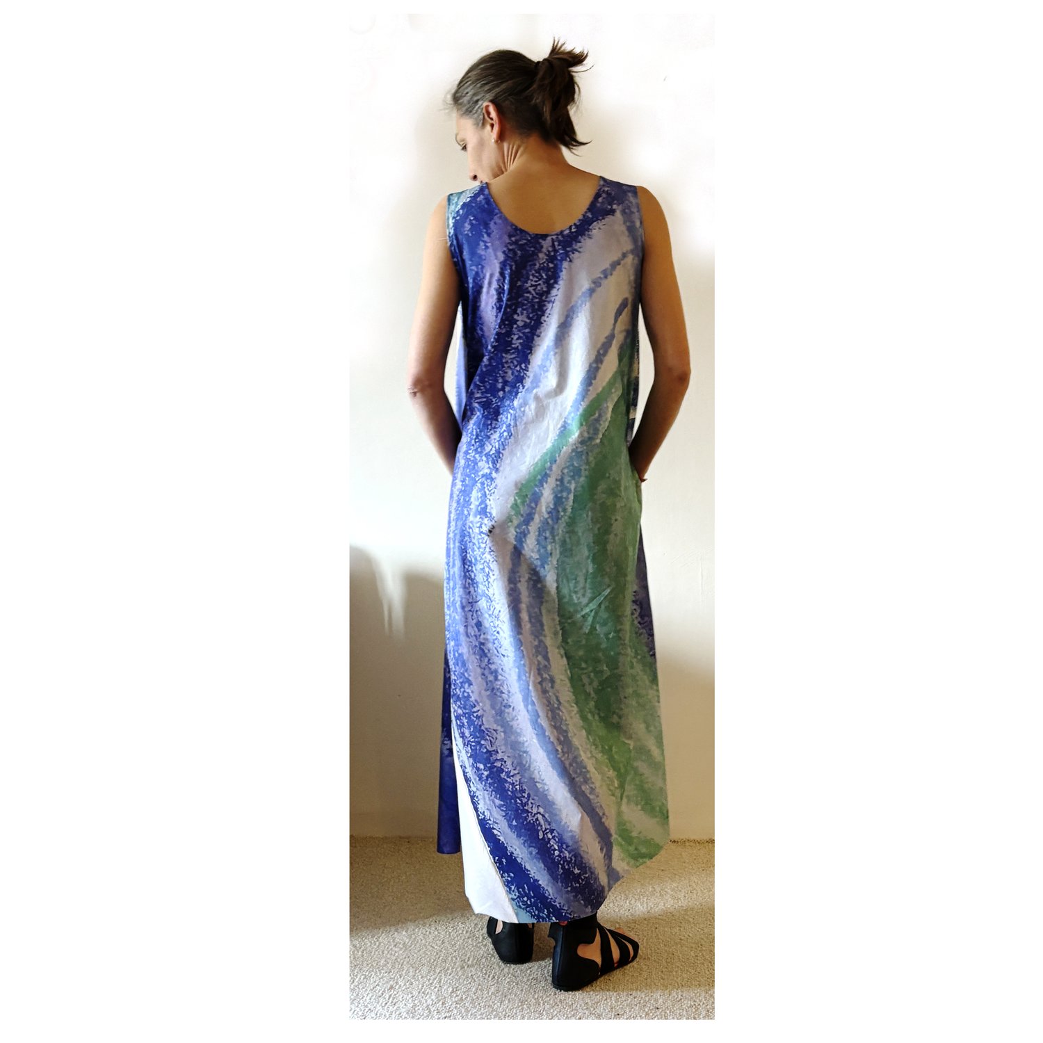 Image of SLEEVELESS DRESS IN ORGANIC COTTON