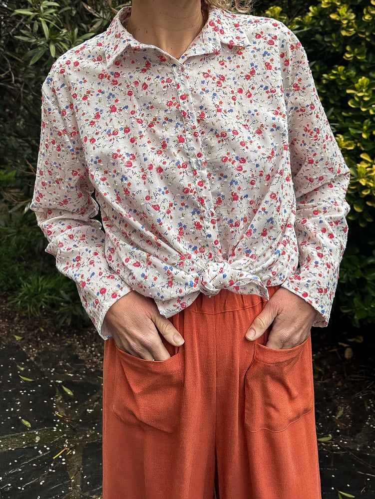 Image of DONDON flowers shirt IVORI
