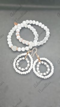 Image 13 of Cat Eyez Duo with Matching Bead Wrapped Earrings