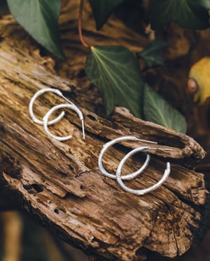 Image of Twig hoop earrings