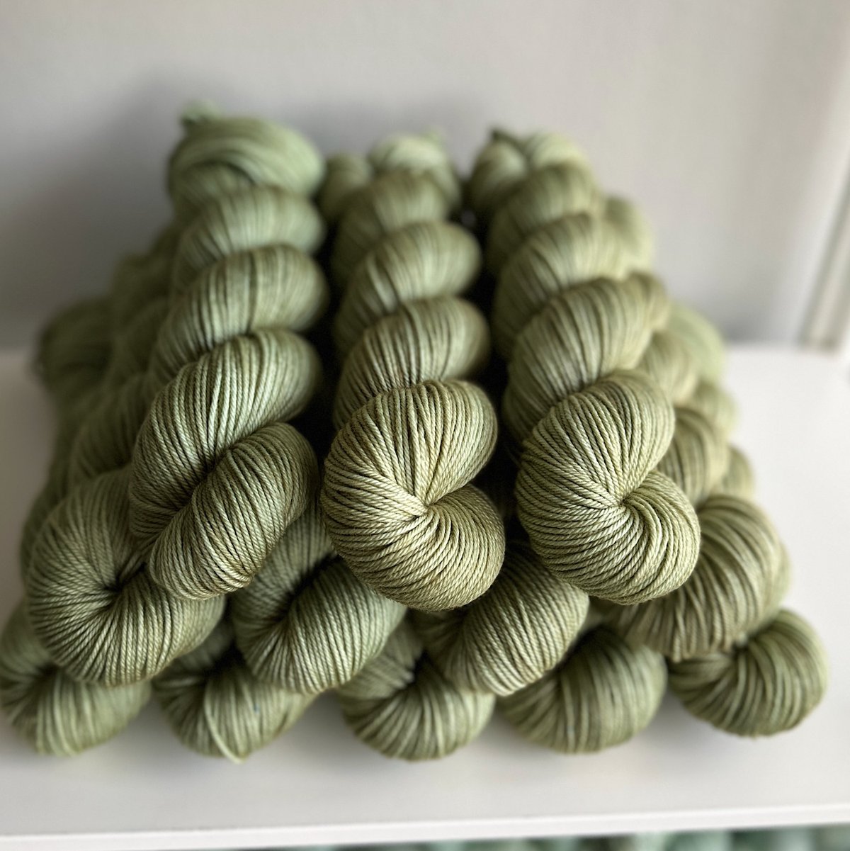 Guinevere (PREORDER 8-10 WEEKS)