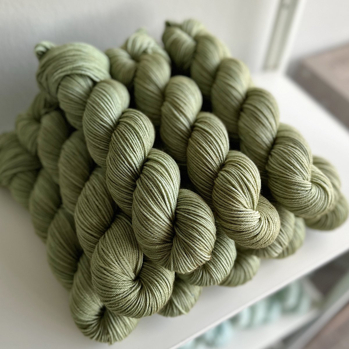 Guinevere (PREORDER 8-10 WEEKS)