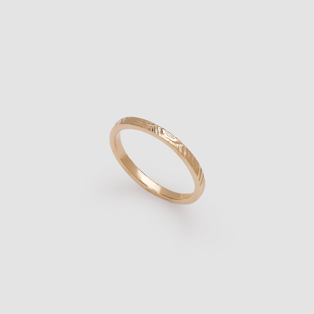 Image of Plume Wedding band