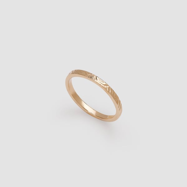 Image of Plume Wedding band