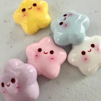 Image 3 of Smiling Stars | Keychain