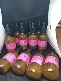 Image 2 of Kadian's high-protein hair growth oil