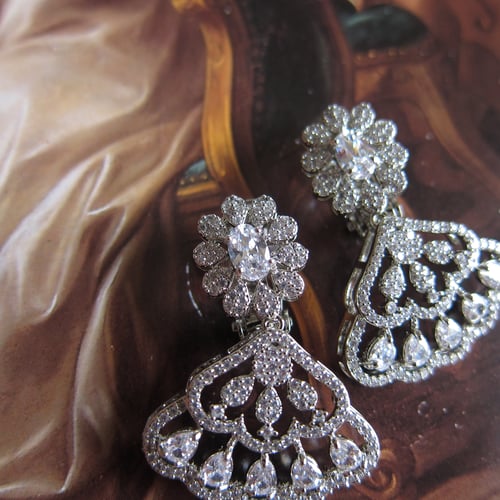 Image of Coquette's Fan clip-on earrings
