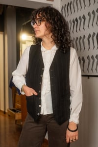 Image 1 of Gilet nero bordeaux