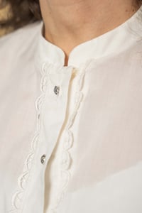 Image 2 of Camicia white petalo