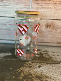 Image 4 of 16oz Grinch Glass Can 