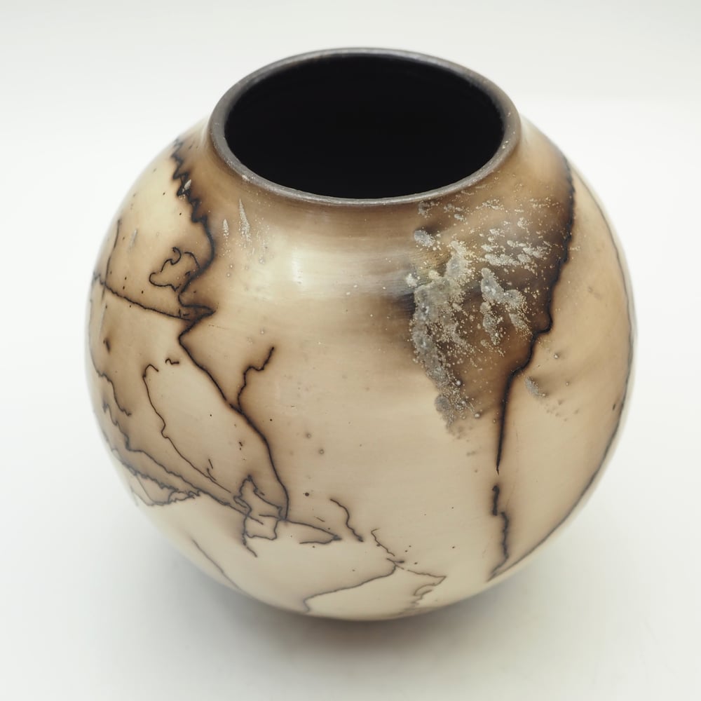 Image of Horsehair and Feather Raku Pot 001