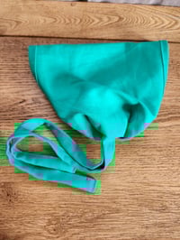Image 2 of Linen Crown Cover in Emerald 