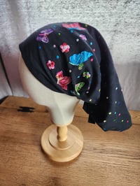 Image 3 of Linen Tichel in Butterflies on Black
