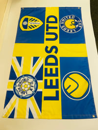 Image 2 of 'Retro Badges' Flag