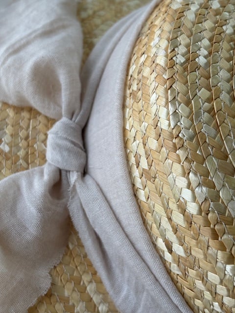 Image of THE CLASSIC CANOTIER HAT, plain off white
