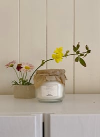 Image 2 of Bougie parfumée - 2 parfums 