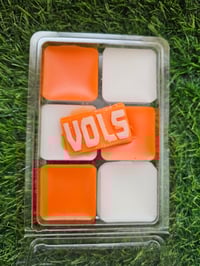 Image 7 of Vols - Go Big Orange Creamy Orange-A Rockytop Wax Works exclusive custom houseblend fragrance 
