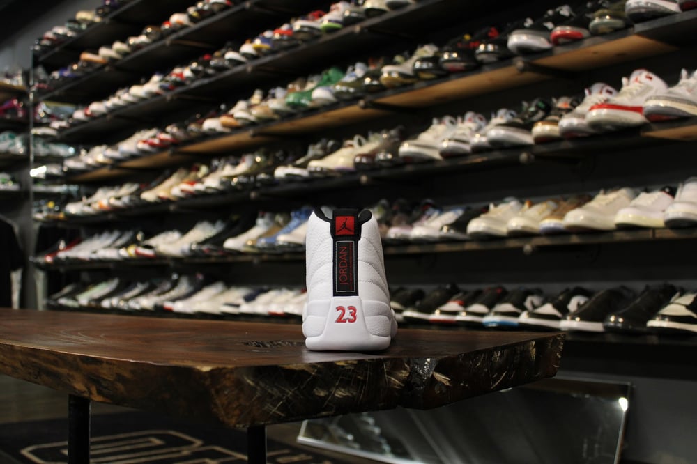 AIR JORDAN XII (12) "TWIST"