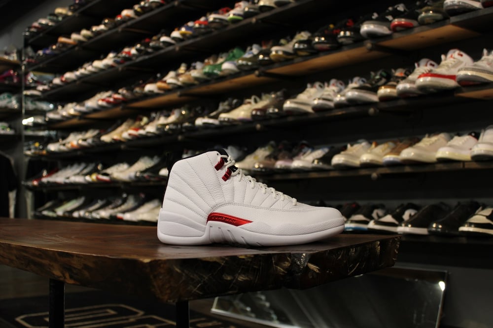 AIR JORDAN XII (12) "TWIST"