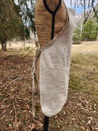 Image 4 of Linen Work Apron in Undyed Natural 
