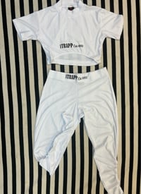 White crop set