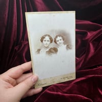 Vintage Cabinet Card - Sisters Portriat