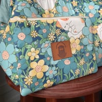 Image 2 of Pochette zippée Salem "Sieste dans les fleurs" Orange ou bleue