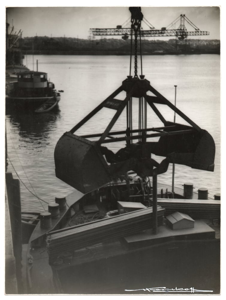 Image of Nikolaï Kossikoff: crane in the port of Ghent, ca. 1935