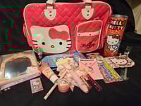 Image 3 of Hello Kitty Hot Pink & White Travel Bag Bundle 