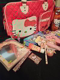 Image 4 of Hello Kitty Hot Pink & White Travel Bag Bundle 