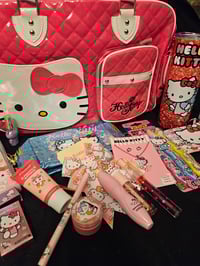 Image 6 of Hello Kitty Hot Pink & White Travel Bag Bundle 