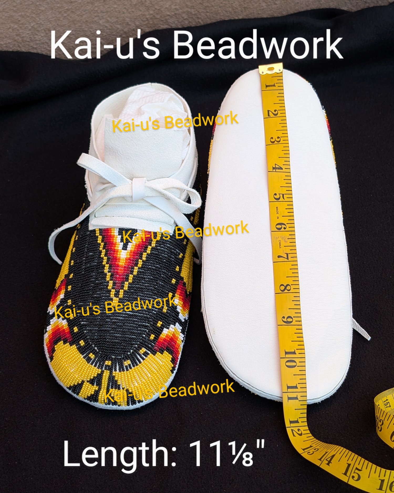 Image of "Arrow" Moccasins