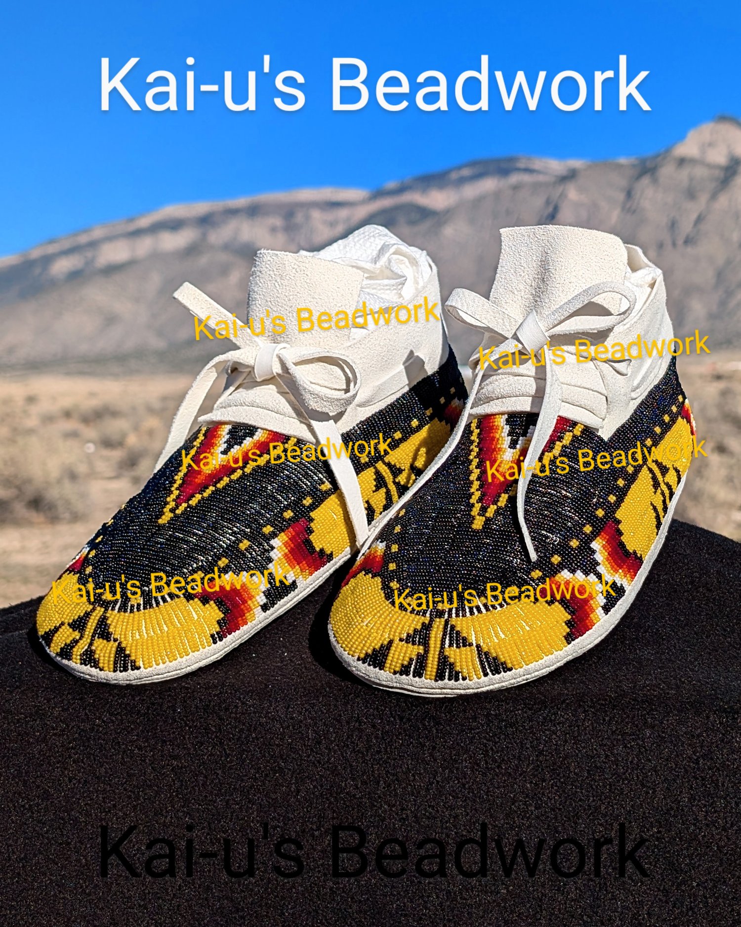 Image of "Arrow" Moccasins