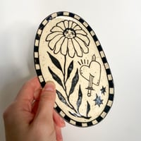 Image 4 of Flower Face Dish