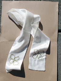 Image 5 of Green Swirly Flower Silk & Bamboo Satin Hair Ribbon