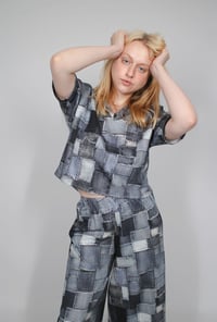 Image 2 of PANTALÓN CULOTTE PATCHWORK DENIM