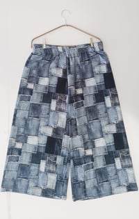 Image 1 of PANTALÓN CULOTTE PATCHWORK DENIM
