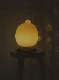 Image 2 of Lampe globe citron - vintage 