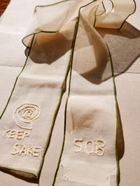 Image 2 of Shell embroidered hair ribbon