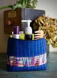 Image 4 of Handmade Fabric Patchwork Makeup Bag – Vintage Cotton, Zipper Pouch