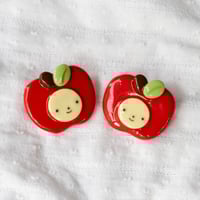 Image 3 of apples & clovers