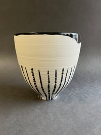 Image 2 of Néo