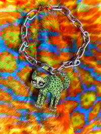 Image 1 of Green Squeak Kittie Chain