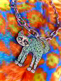 Image 3 of Blue Squeak Kittie Chain