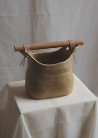 Image 2 of FLE 07