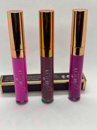 Image 1 of Matte liquid lipstick .