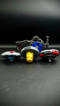 Image 2 of BEYBLADE ULTIMATE DX SET