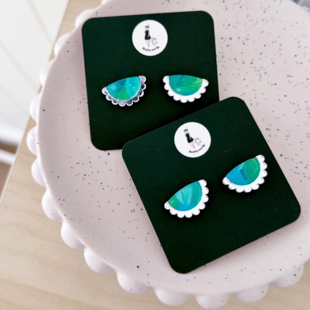 Image of 'Tranquil Water' Mini Frill Studs