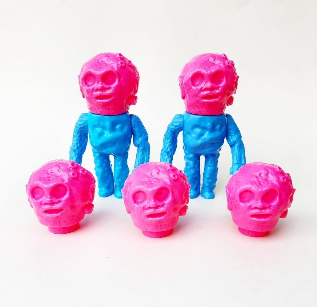 Image of "YAWP THE INEPT" mixed parts micro-run and Pink Heads