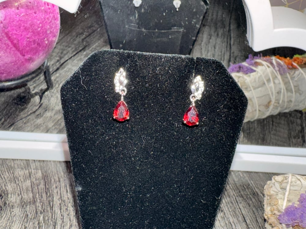 Image of Beautiful Garnet Earrings